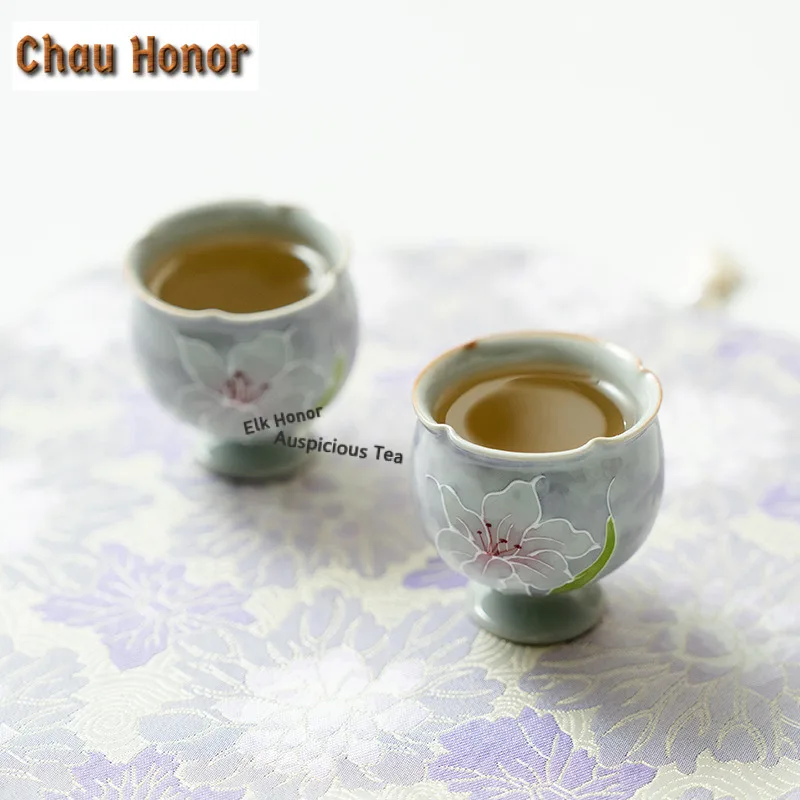 1pc 50ML Hand-painted Lily Fragrance Teacup Aesthetic Tea Bowl Jug Tea-tasting Smelling Cup Chazhan Master Cups Teaware Gift