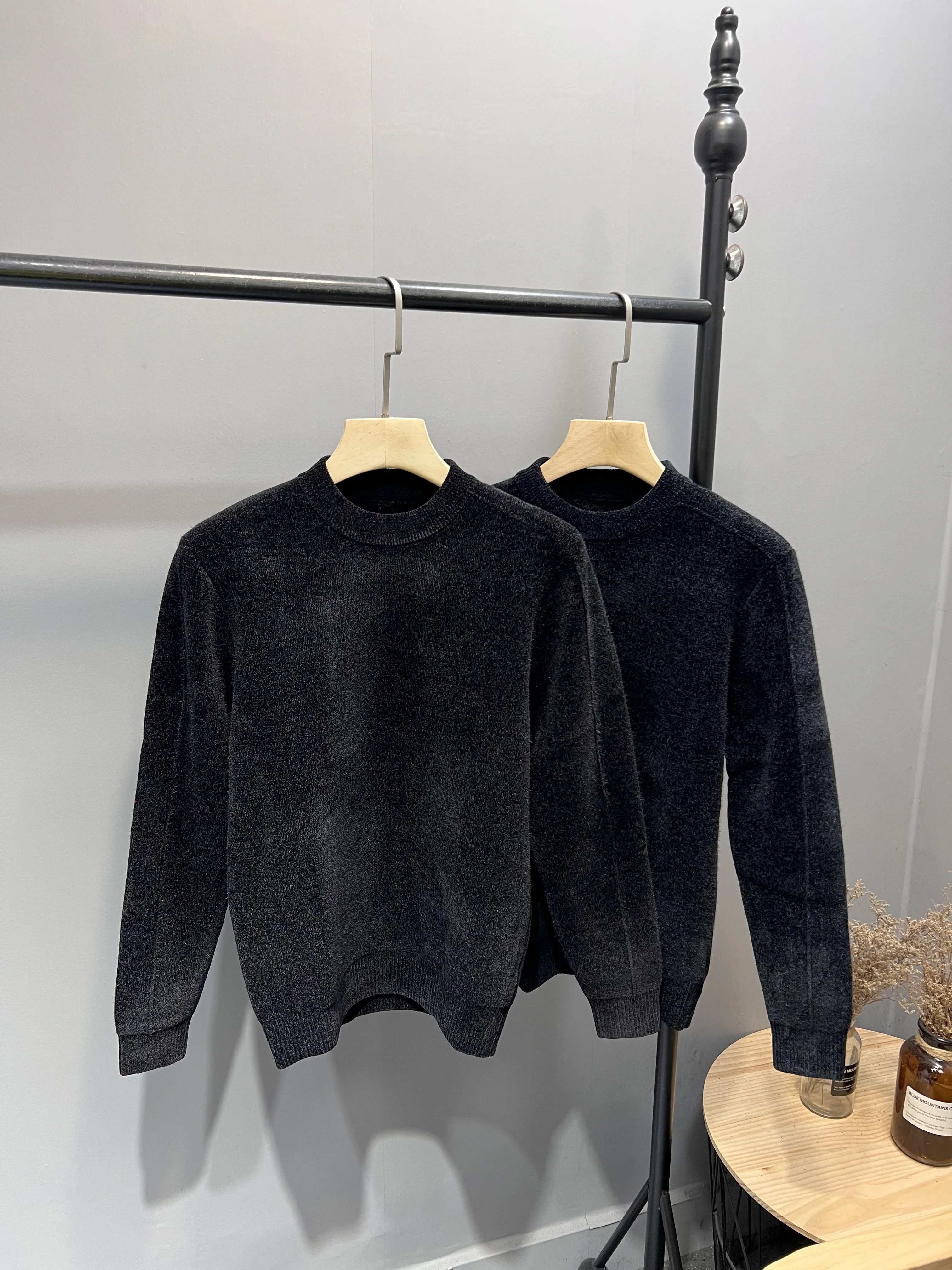 

PEPE Autumn and winter thick and warm sweater Chenille imitation mink velvet material round neck men's pullover