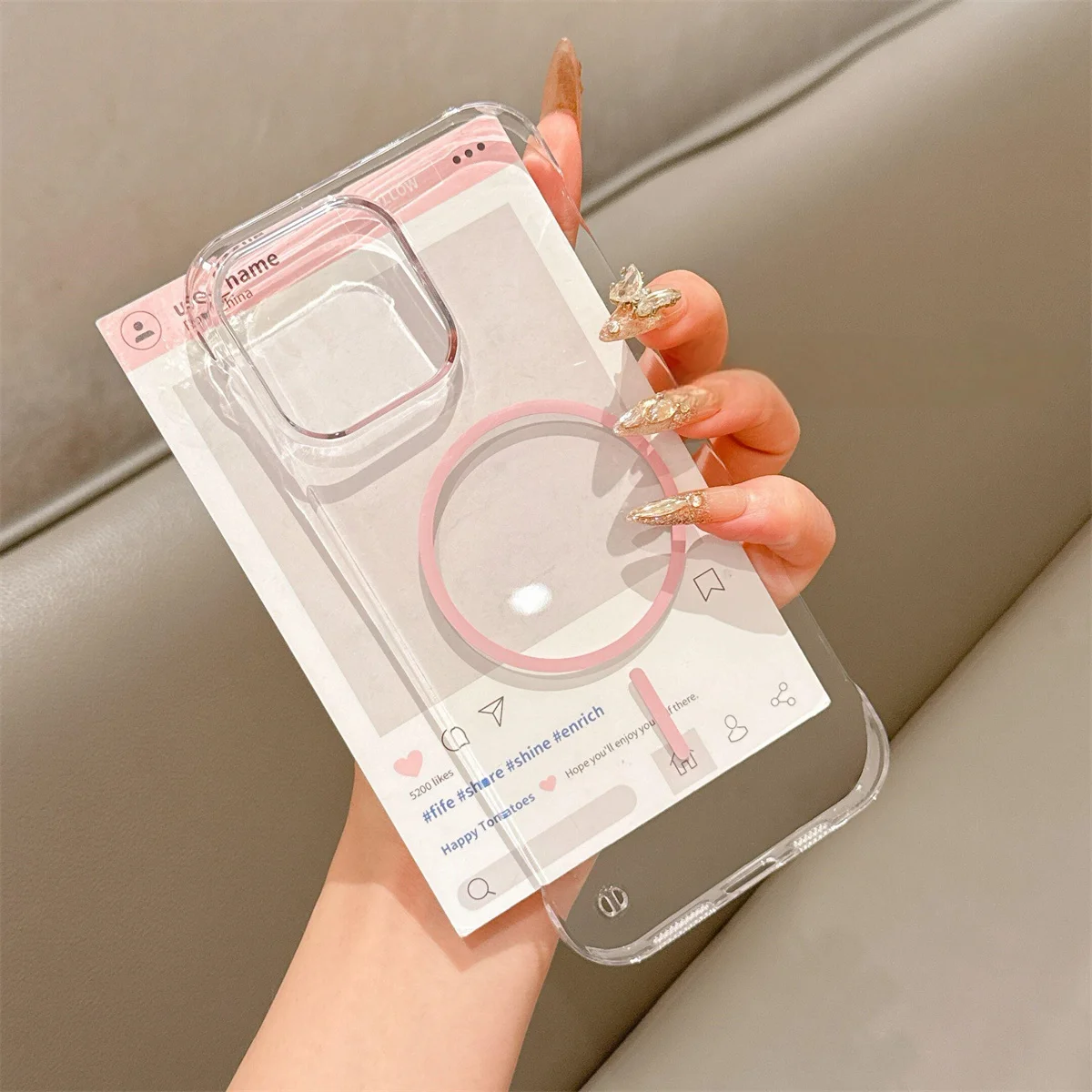 Slim Frameless Clear PC MagSafe-Compatible Case with Heat Dissipation and Magnetic Charging Capability