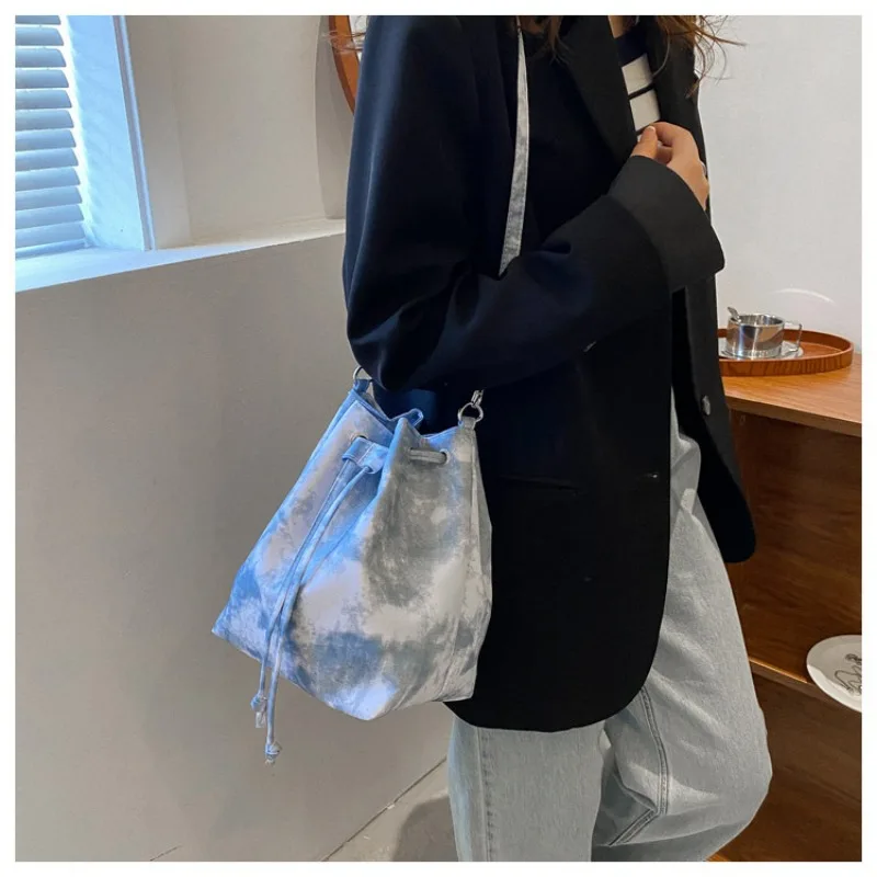 Canvas Lazy Handbag Fresh Stained Small Shoulder Bag Autumn/Winter New Single Shoulder Crossbody Bag Bucket Shoulder Bag