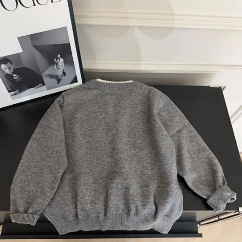 가을용 남아용 페이크 투피스 니트 탑스 어린이 한국 스타일 스플라이싱 핫 스타일 패션 스웨터