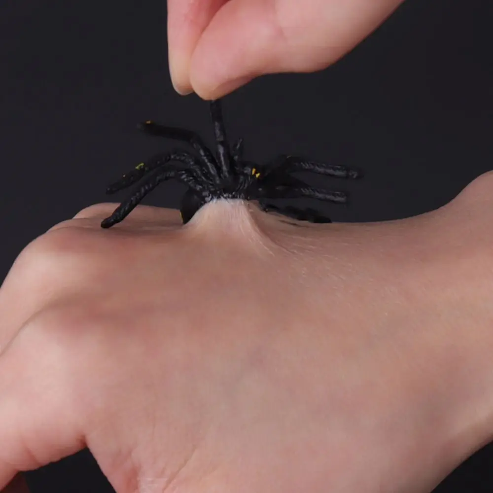 Mystical Come Out of Phones Spider Magic Tricks Close Up Magic Gimmick Illusion Plastics Toy For Kids