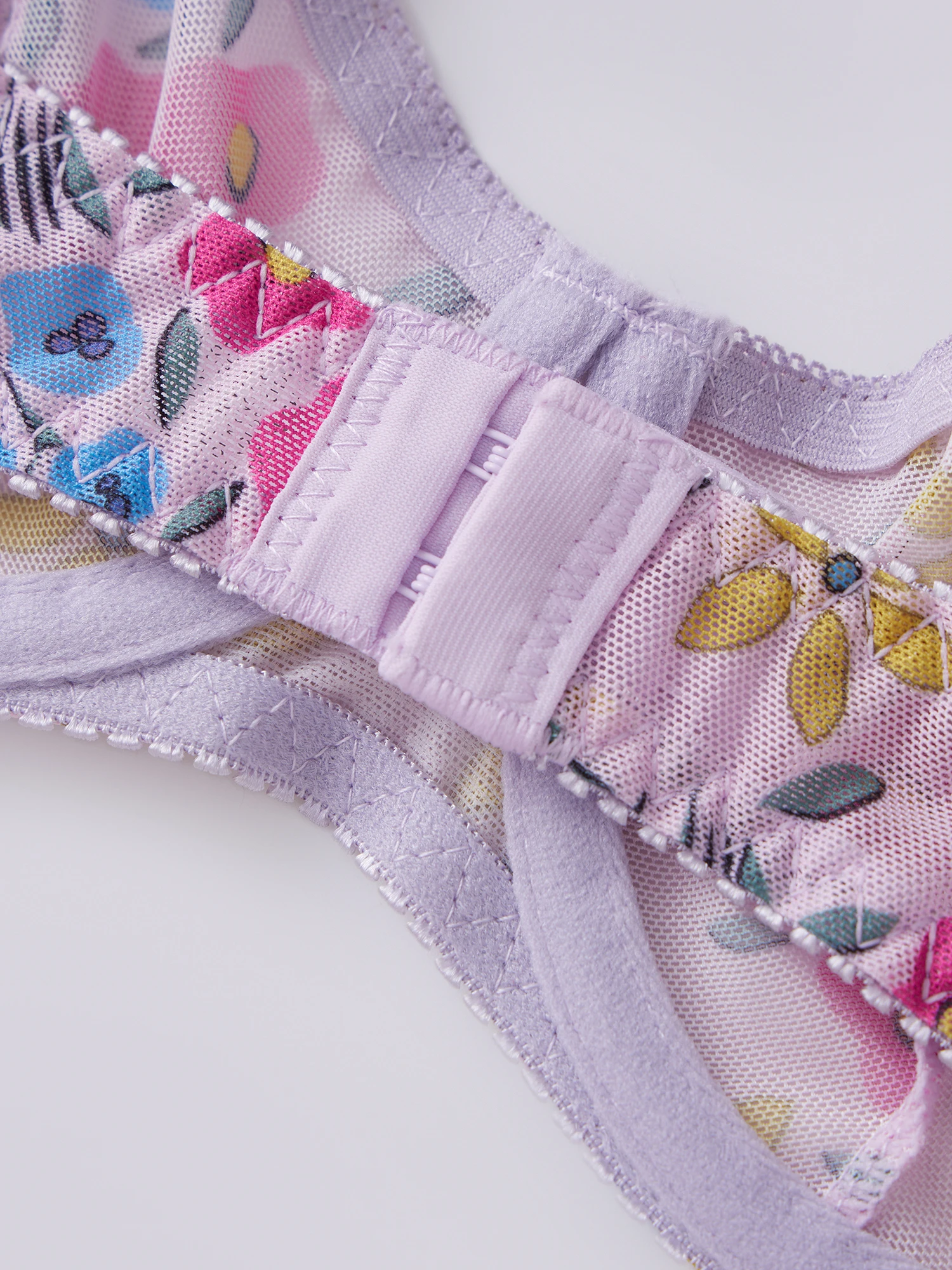 Women s Floral Lace Lingerie Set with Mesh Sleeveless Crop Top and Thong Sleepwear for a Sexy Night Out