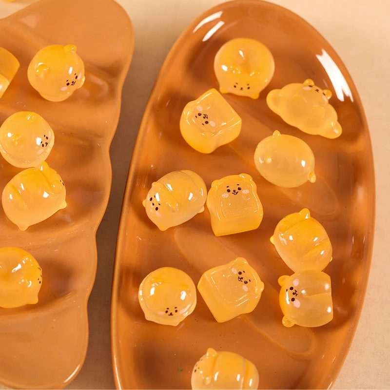 

1 шт. фосфоресцирующий маленький хлеб Собака Декоративные Аксессуары Экологичные Резиновые Автомобильные украшения микро ландшафт