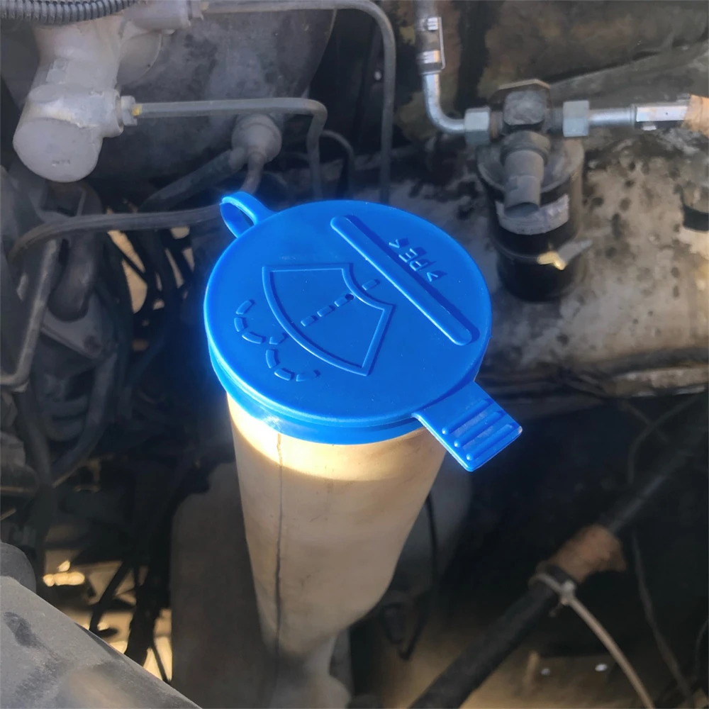 Wiper Front Wiper Washer Fluid Reservoir Bottle Lid Cap Cover For Mercedes Benz Vito Box W638 For VW Crafter 9068690072 Windshield Washer Cap Protector