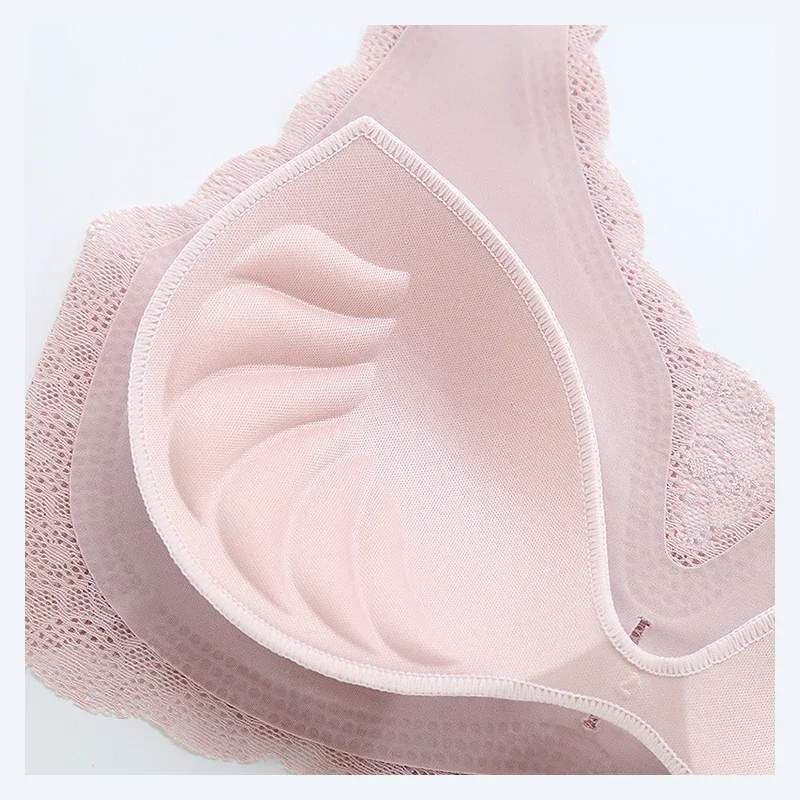 Elegant Seamless Lace Bra with Pads - Breathable Lingerie