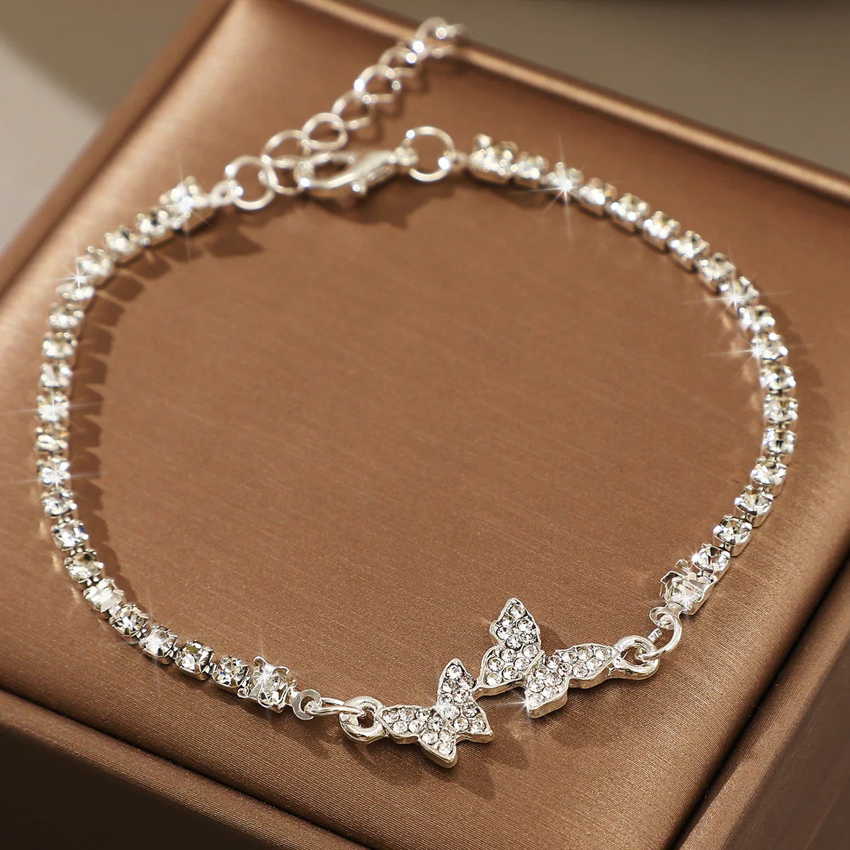 Elegant Pearl Charm on Silver Chain