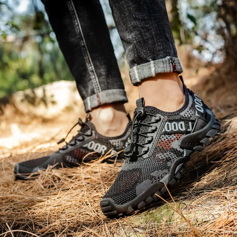 Men's Casual Shoes Lightweight Breathable Mesh Men Sneakers Rubber Sole Non-Slip Men's Summer Shoes Outdoor Fashion Men Shoes