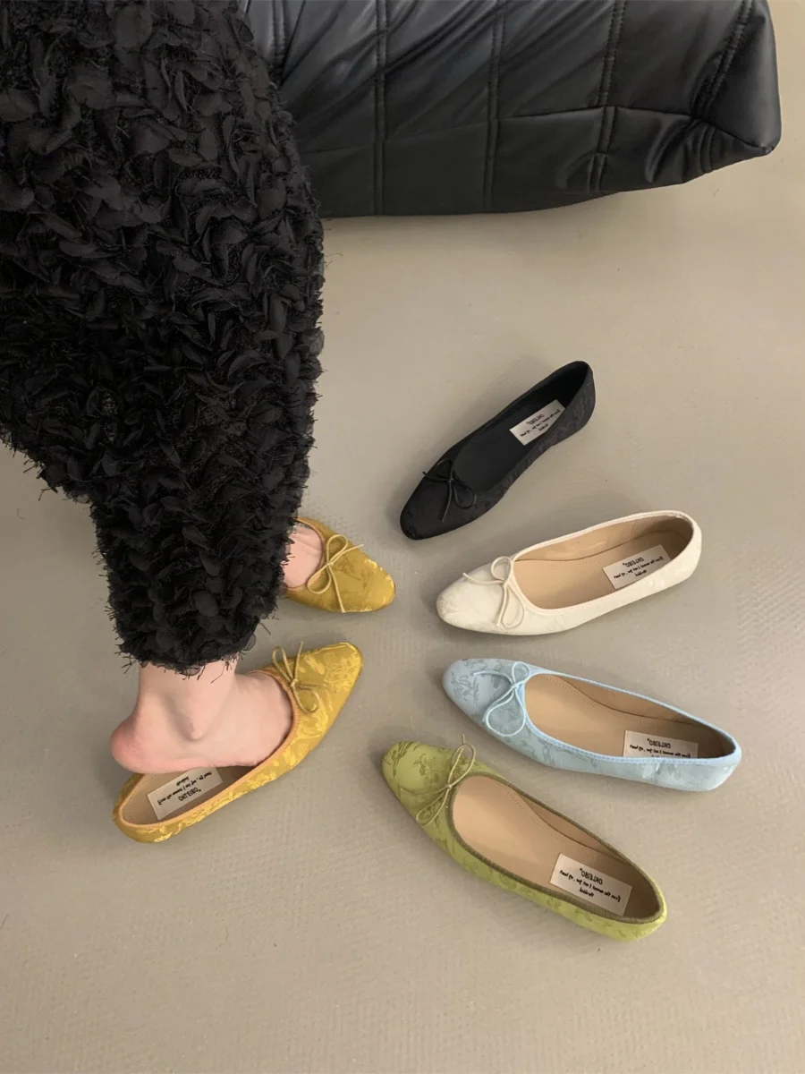 

Туфли женские на низком каблуке, Повседневные кроссовки с круглым носком, с закрытым носком, с бантом, Мокасины, удобная летняя обувь, 2024