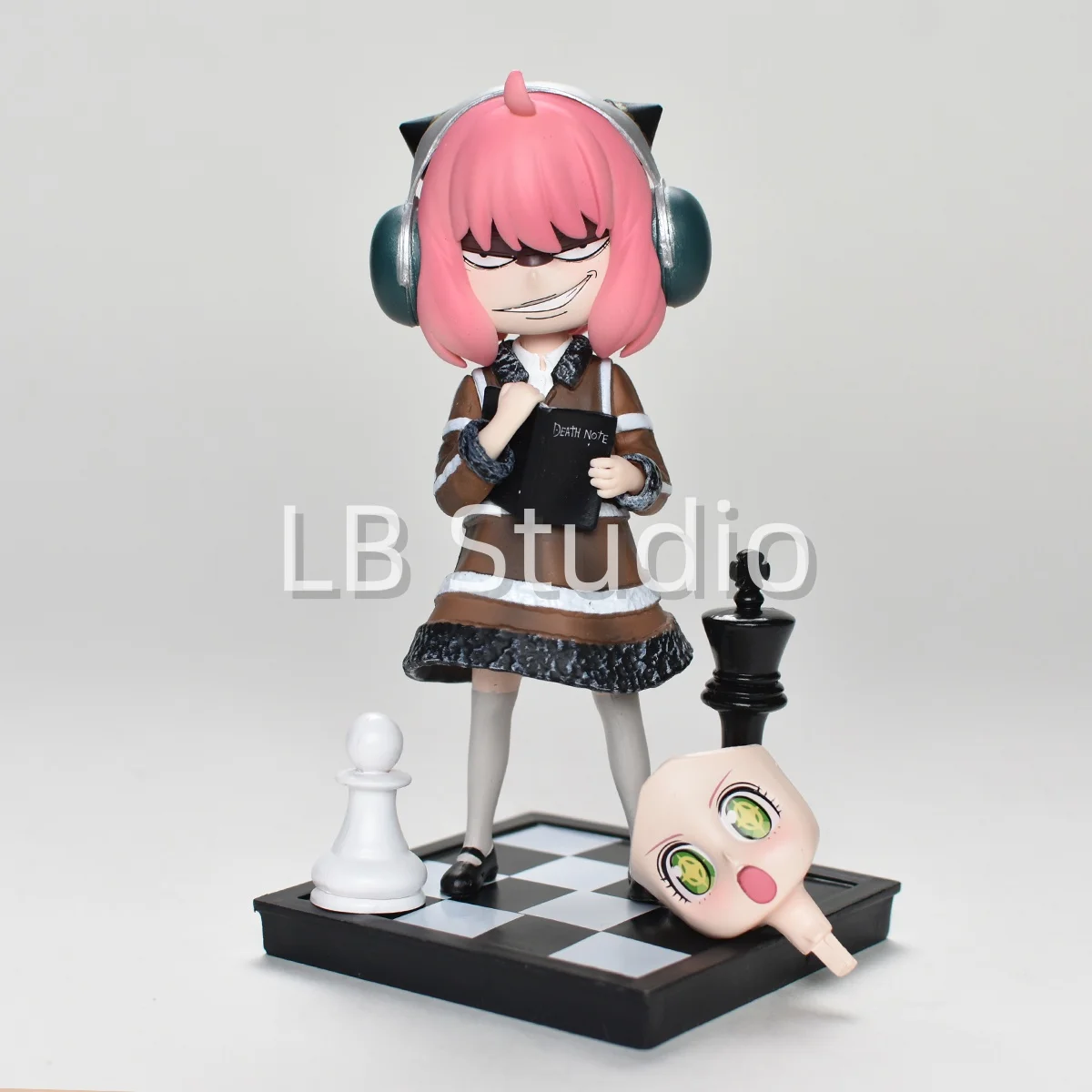 Sf91321df94af4c83a2ea1a5d8d2d231cW - Spy × Family Merch