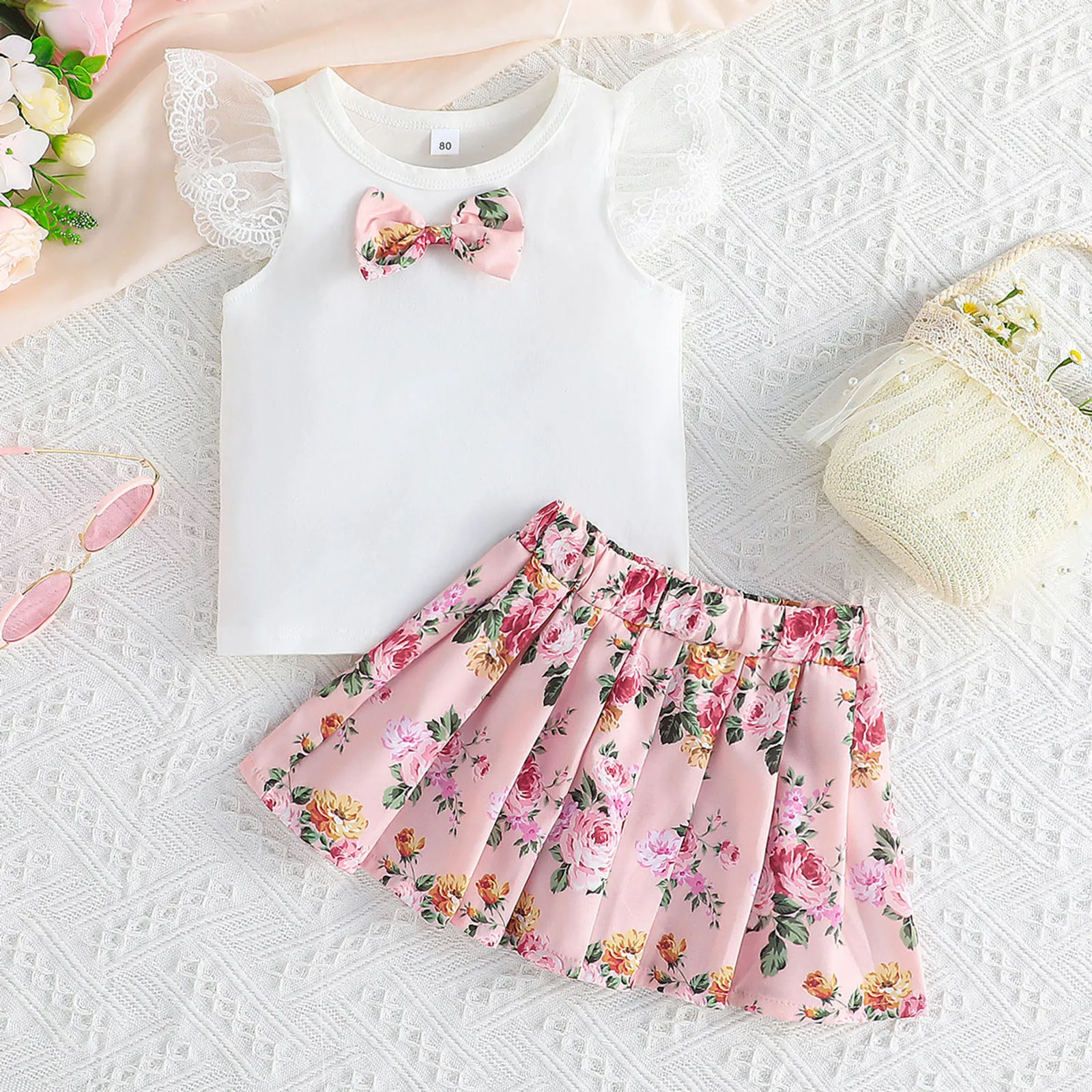 

0-4 Years Toddler Girls Clothes Sets Fly Sleeve Bowknot T Shirt Tops Floral Prints Skirt Outfits Girl Summer Fashion Clothing