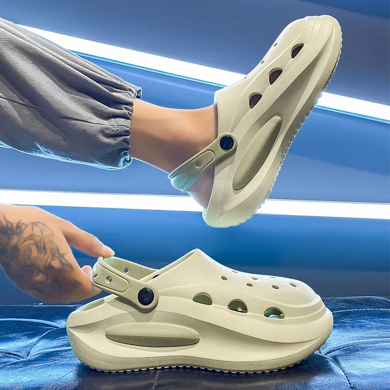 2025 Men and women's new summer thick sole anti-slip wear comfortable sandals beach breathable couple casual slippers men shoes