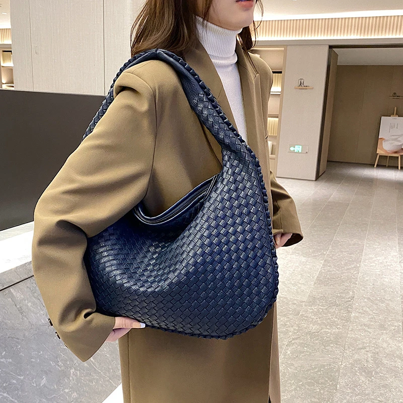 QUARRYUS Woven Leather Bag 2023 Trend Fashion Luxury Designer Handbag High Quality Black Gray Blue Pink Brown Shoulder Tote Bag for Women, Women's