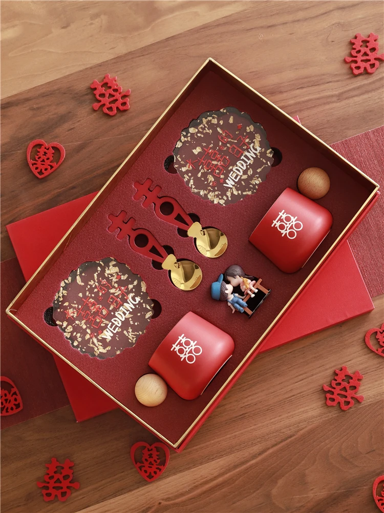 

Wedding gifts for couples, girlfriends, brides, lovers, wedding gifts for cups, high-grade and practical.
