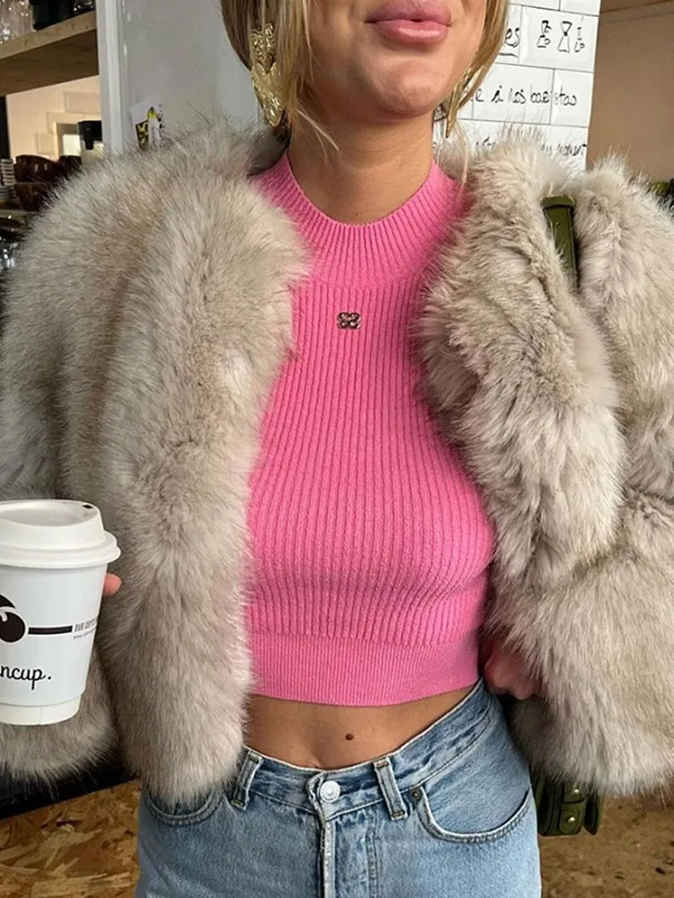 Рисунок 4 - Однотонное меховое плюшевое пальто