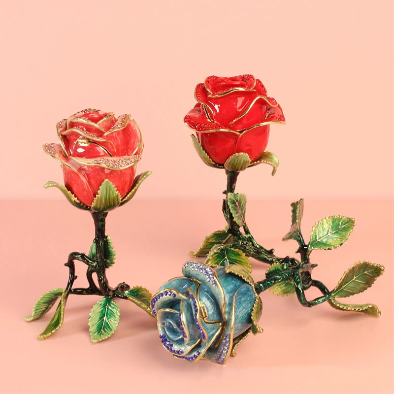 

Metal Rose Ornaments Enamel Color Crafts Rose Shaped Wedding Anniversary Gift Ring Box Valentine's Day Gift Home Decor