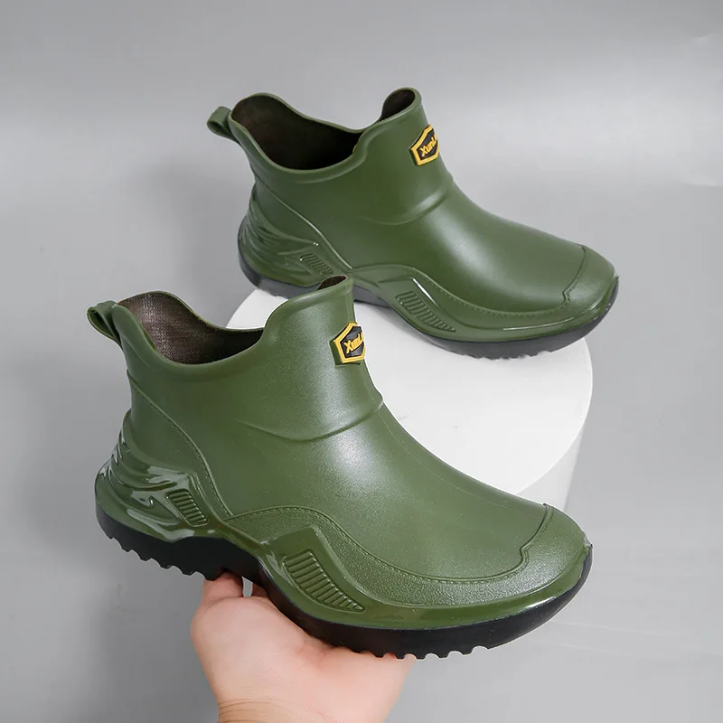 Men's Outdoor Short Rain Boots Thickened Anti-slip Wear-resistant Non-slip Plastic Boots Korean Style Black Red Trendy Shoes2026