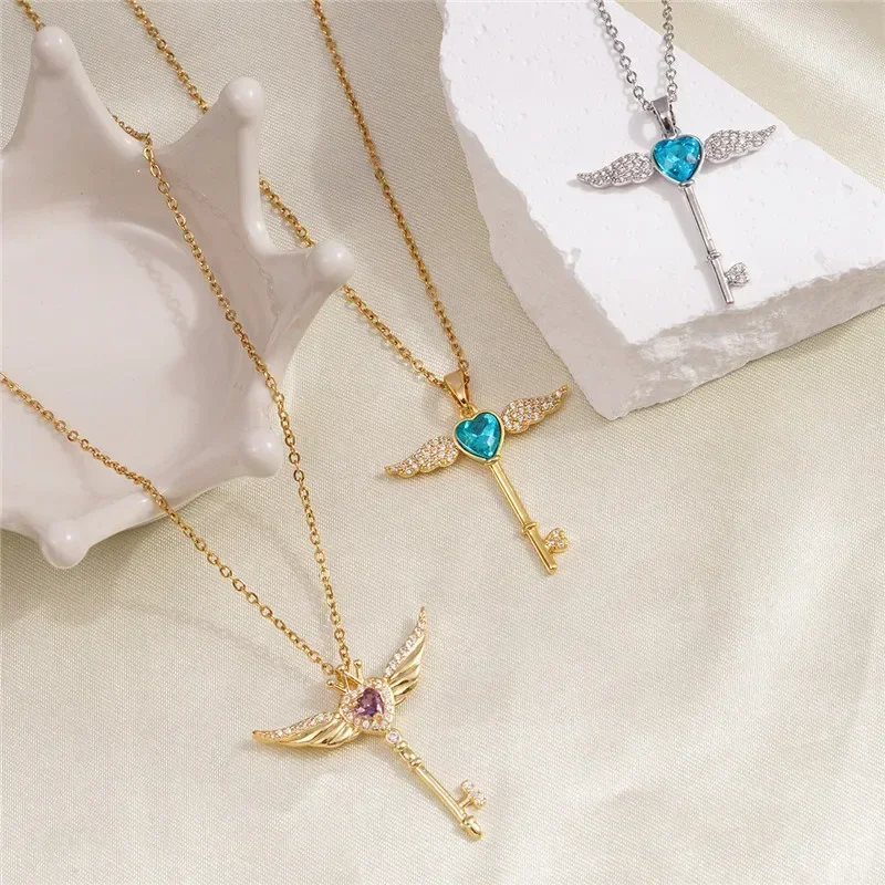 2025 Damenmode Modische einfache Schmetterling Schlüsselanhänger Zauberstab Edelstahl Halskette, geometrischer Anhänger, Clown, Schmuck, Abend_voghion.com