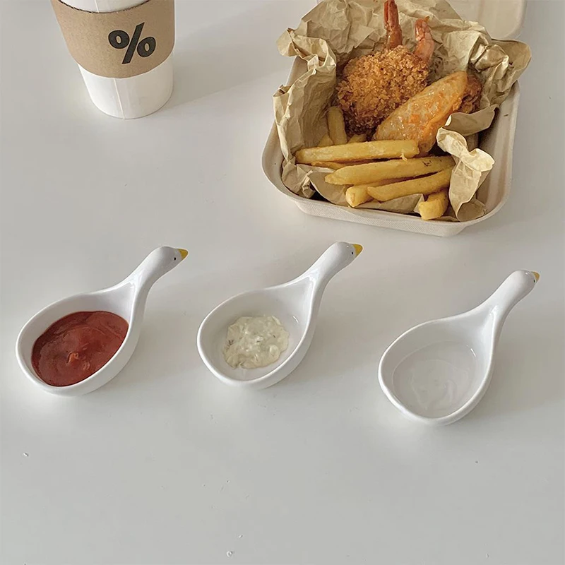 Swan Shaped Seasoning Dish Soy Sauce Plate Ceramic Disc Tomato Holder Salad Dressing Container Creative Table Decoration Home