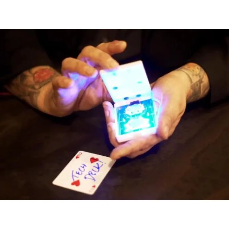 크레이그 페티의 전자 테크 덱, 리드 스위치가 있는 라이트 업 카드 박스, 카드 마술 트릭을 위한 현대적인 서프라이즈 클로저