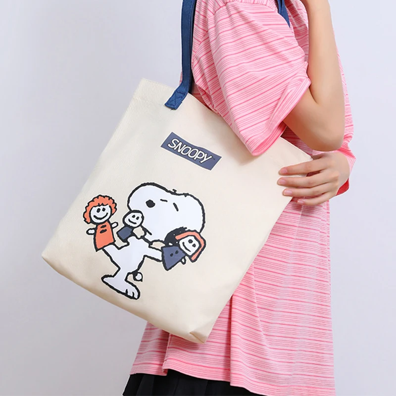 

Kawaii Miniso Snoopys Genuine Cartoon Large Capacity Shoulder Bag Leisure Handbag Shopping Bag for Girl Friend Birthday Gifts