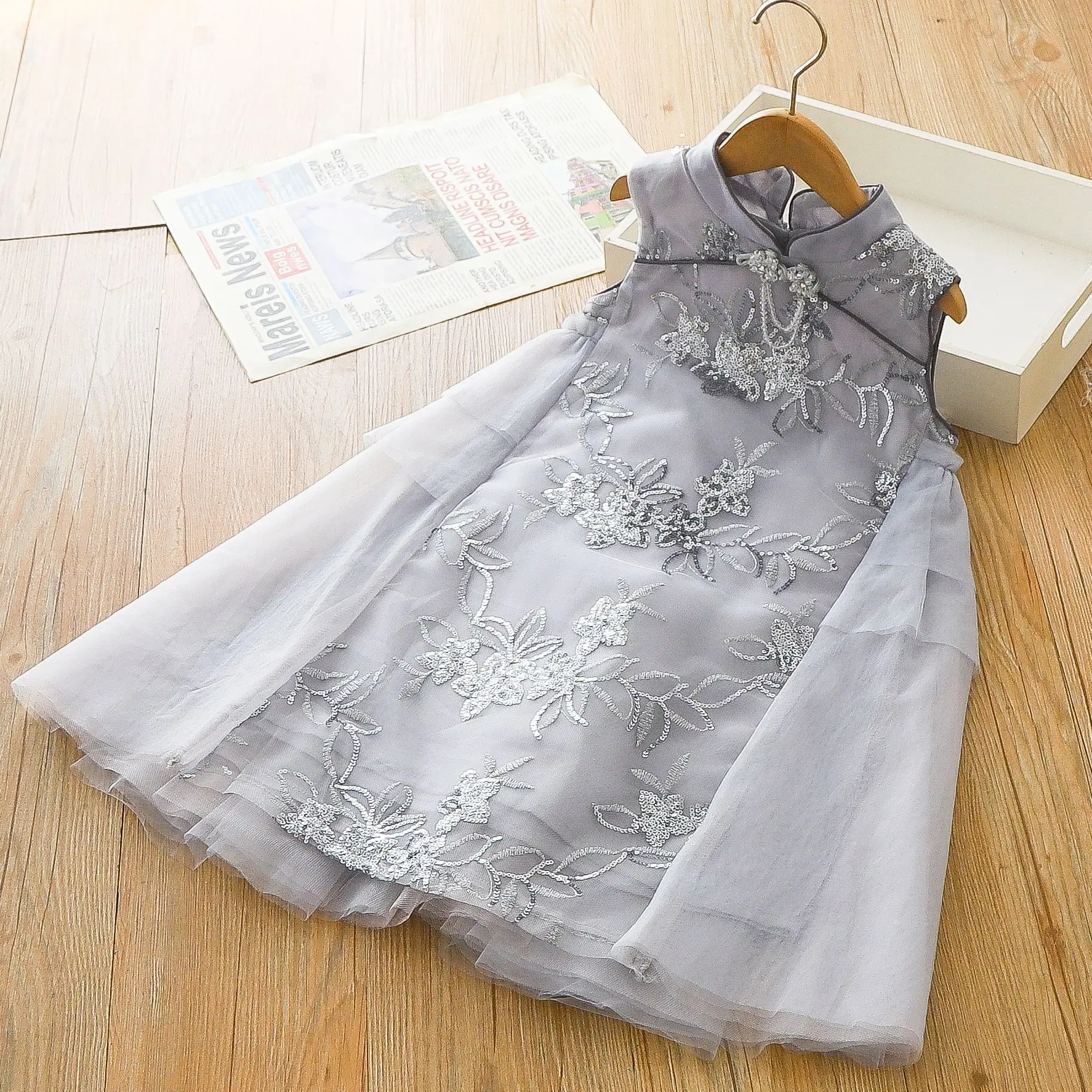 

Платье для девочек 2024 летнее китайское серое платье принцессы в западном стиле