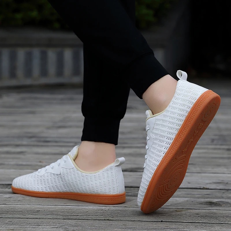Summer Adult Wushu Shoes Mesh Breathable Shoes Men Women Chinese Traditional Old Beijing Taiji Kung Fu Team Performance