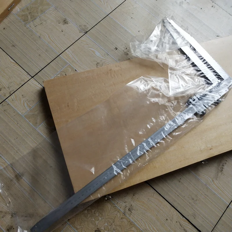 

Высококачественный Стальной штангенциркуль с нониусом 0-500 мм и пуховыми губками 250 мм