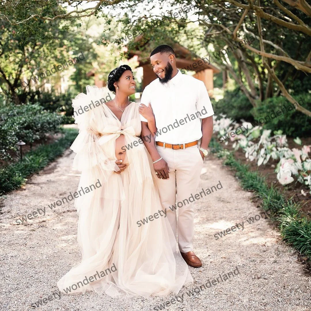 African Couples Matching Maternity Outfit for Photoshoot, African