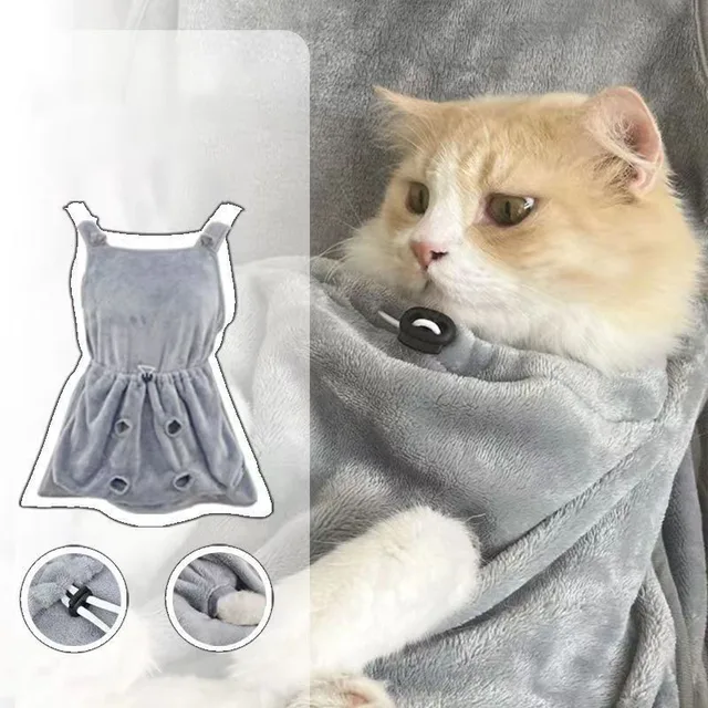 Cat Carrier Apron with Holes Outdoor Travel Small Cat Dogs Hanging Chest Bag Sleeping Pocket Winter Plush Pets Carrier Pouch Cat Carrier Apron with Holes Outdoor Travel Small Cat Dogs Hanging Chest Bag Sleeping Pocket Winter Plush Pets Carrier Pouch