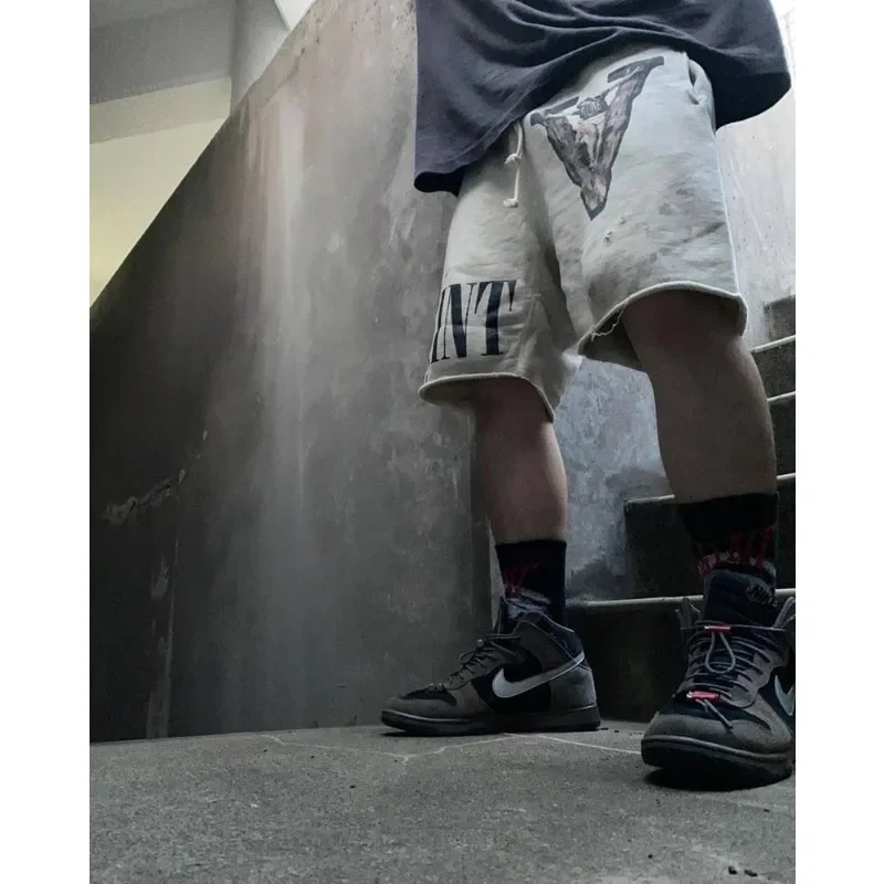 New casual and comfortable Saint distressed printed cropped shorts with fashion label loose gray for men and women