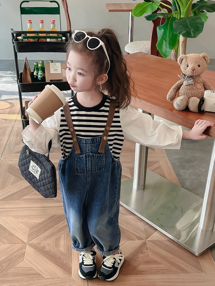 

Girls' Suit Autumn Clothing 2023 New Internet Celebrity Baby Girl Western Style Spring and Autumn Children's Clothing Autumn Chi