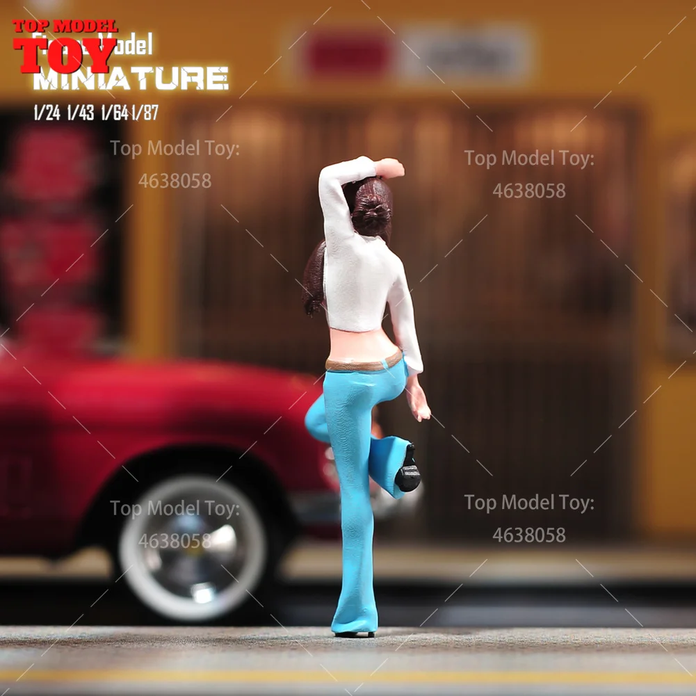 スタンド美しさ-女性のステージフィギュア,塗装されたミニチュア,車の