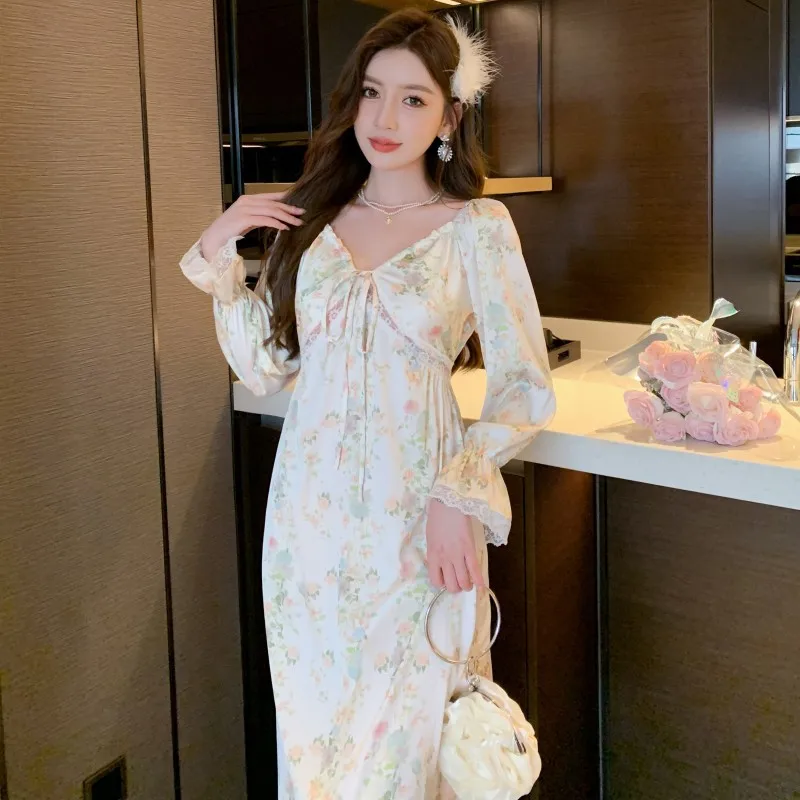 

Sexy V-neck Sleepwear Long-sleeved Floral Long Dress Women's Sweet Nightdress Satin Comfortable Casual Home Clothes Nightgown