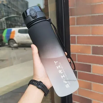 500ml/650ml/1000ml Bottiglia d'acqua sportiva A prova di perdite Tazza di plastica colorata Bere per viaggi all'aperto Palestra portatile Fitness Brocche 1