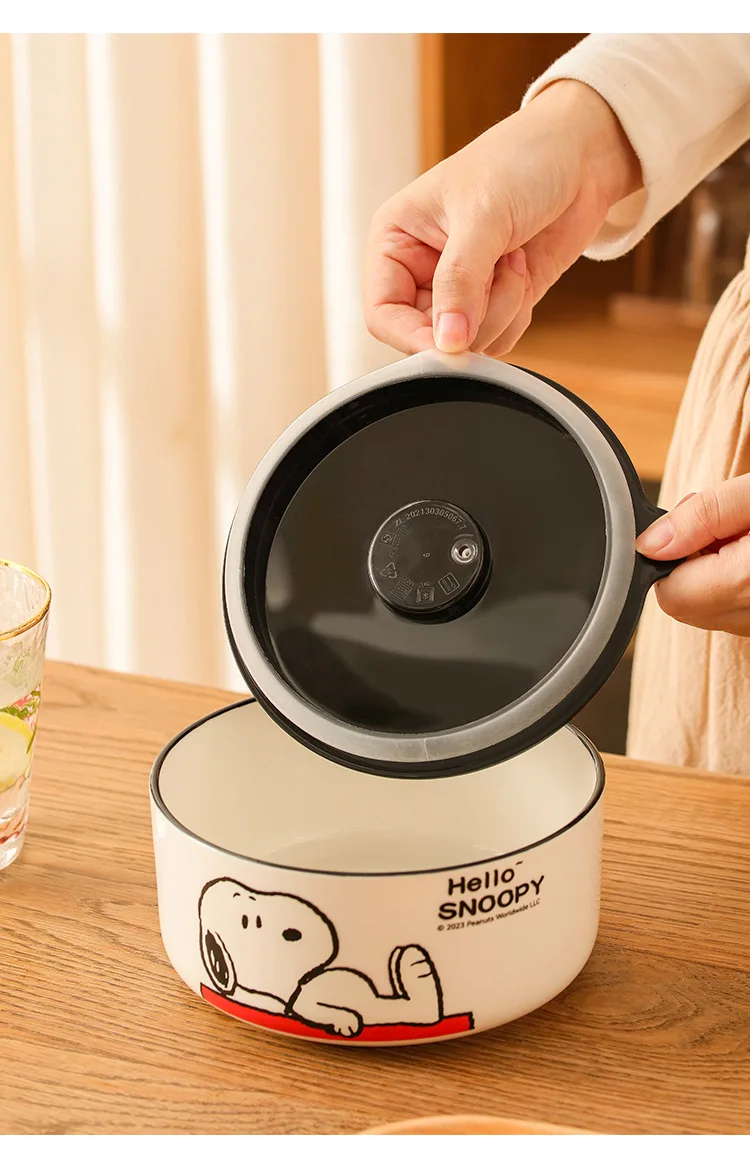 Snoopy Bowl Three Piece Set Crisper Box Child Cartoon Snoopy Ceramics Fresh Bowl With Lid Suit Girl Tableware Lunch Box Gift Box