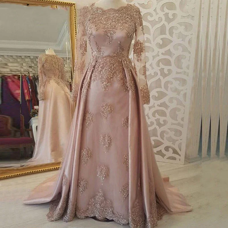 

Elegant Evening Dresses Muslim Lace Applique Scoop Neck A Line Dubai Wedding Party Gowns Prom Dress With Beads Vestidos De Festa