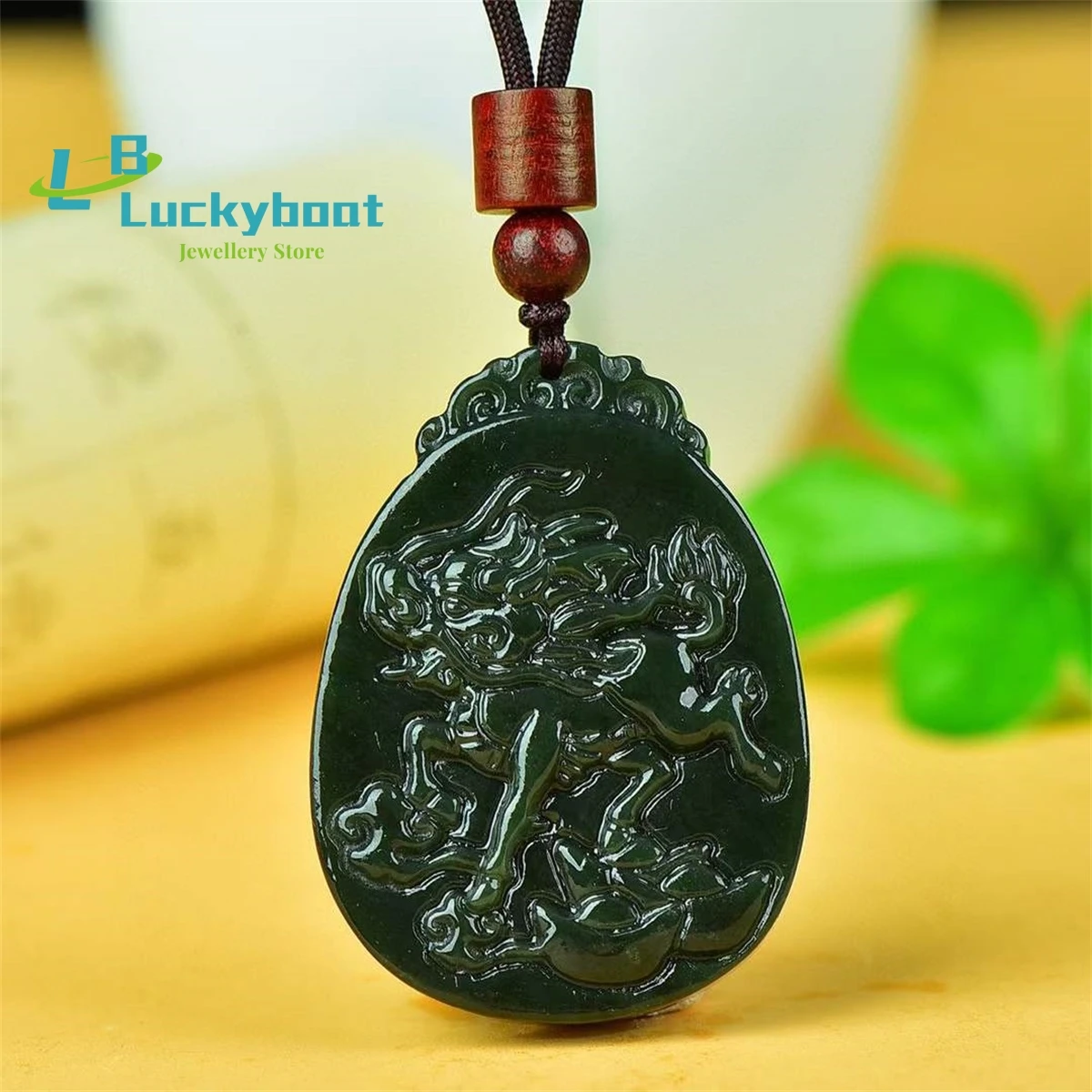 

Natural Hotan Jade Kylin Lucky Beast Pendant Simple Personality Fashion Versatile Retro National Men and Women