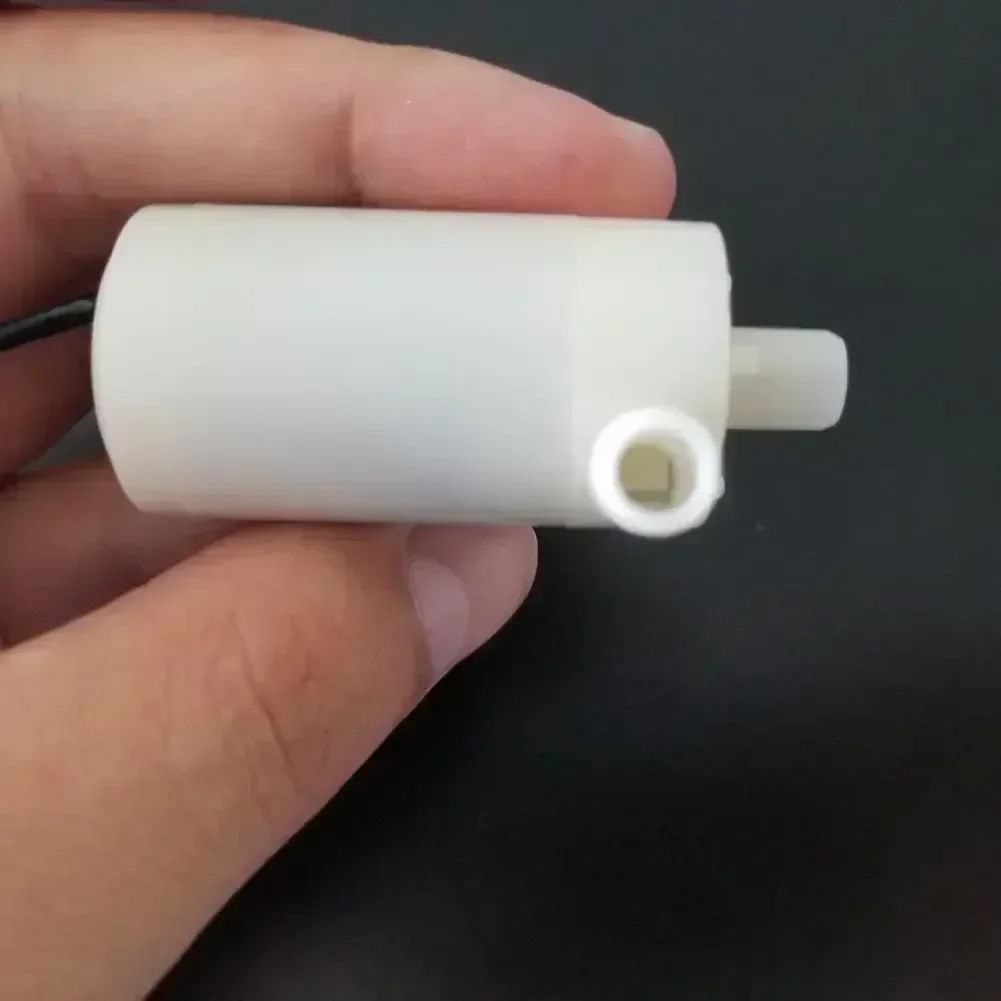 รูปสินค้า มอเตอร์ปั๊มน้ำไร้แปรงไฟ 5V USB สำหรับสวนและบ่อปลา