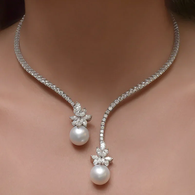 

Женский комплект из колье и серёг, с жемчугом