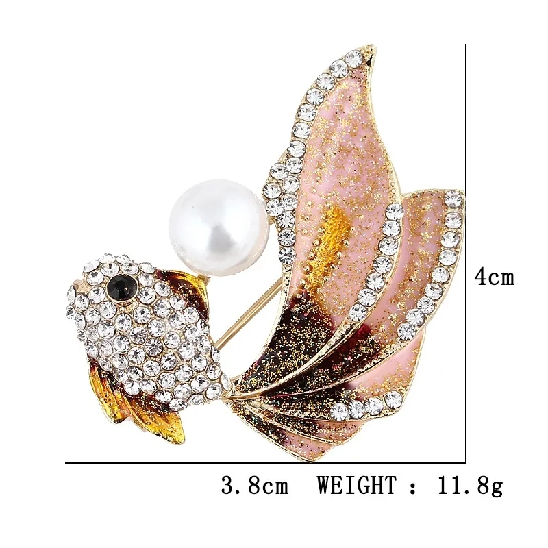 New Pearl Fish Brooches for Women Suit Fashion Animal Rhinestone Jewelry Cardigan Neckline Metal Pins Clothing Accessories 1021