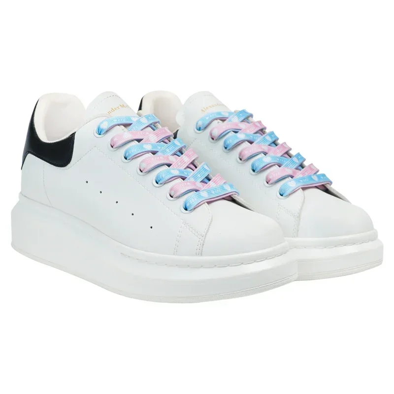 Romantic Pink Heart Shoelaces for Valentine's Day Sneakers
