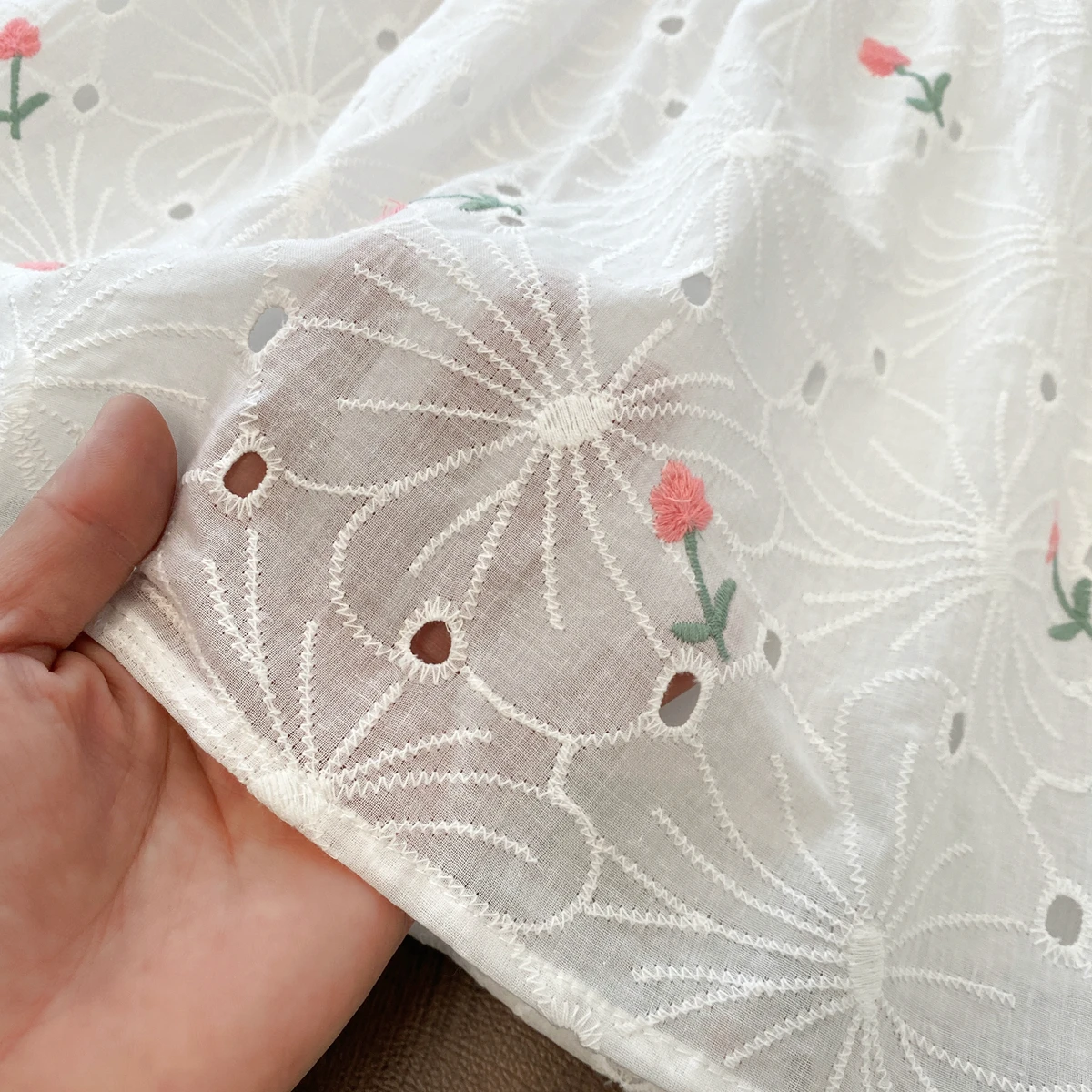 Charming Sleeveless Embroidered Princess Dress