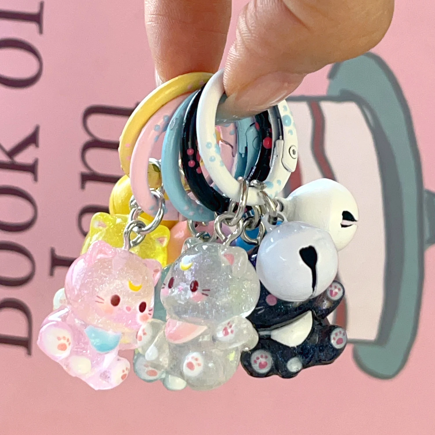 Transparent Resin Cartoon Lovely Hello Cat Keychain Kawaii Cats Keyring Charm Bag Phone Pendants Key Chain Gifts Fashion Jewelry