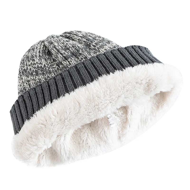 Fur-Lined Two-Tone Winter Beanie 4