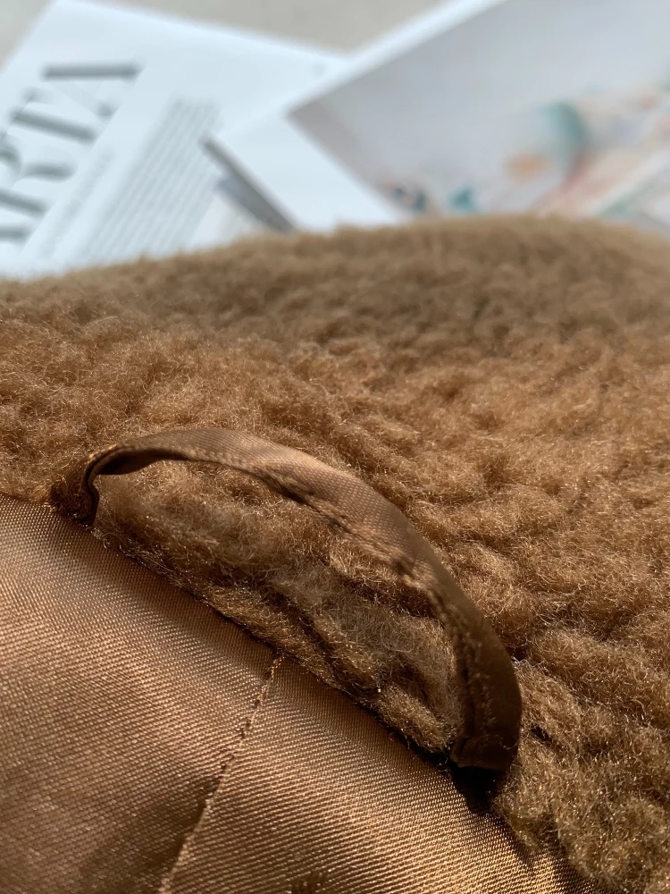 Рисунок 4 - Пальто женское длинное средней длины