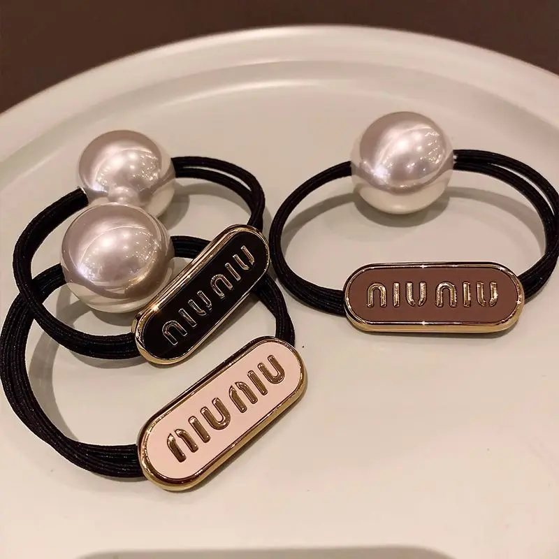 

Новинка 2023, Высококачественная резинка для волос, женская кожаная лента для волос с шариками, половинная резинка для волос с привязанным конским хвостом, Женская резинка для волос