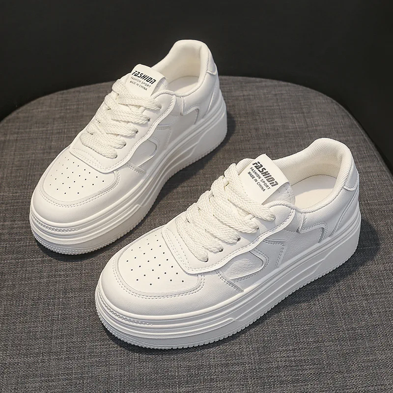 Leather thick sole increase board shoes early spring Korean version women leisure
