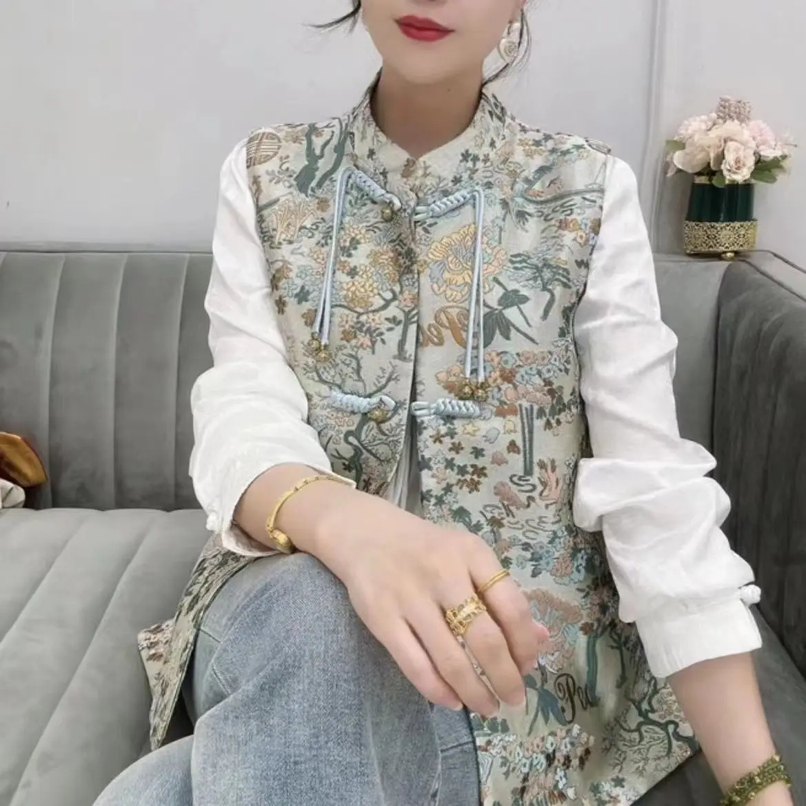 Chinese Dress Women Embroidered Patchwork Vest Cheongsam Collar