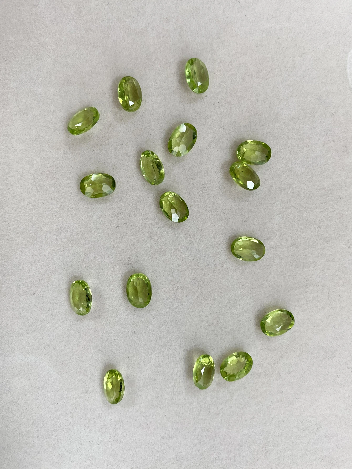 Factory Natural Olivine Peridot Loose Stone Round Cut Gems ​for Earring Ring Necklace Jewelry Making Accessories For loose gemstones